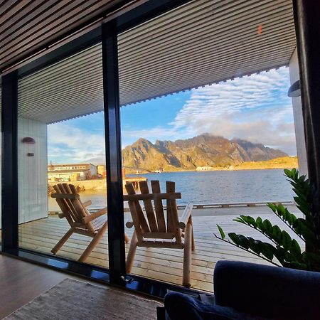 Seafront Apartment Henningsvær Exteriör bild