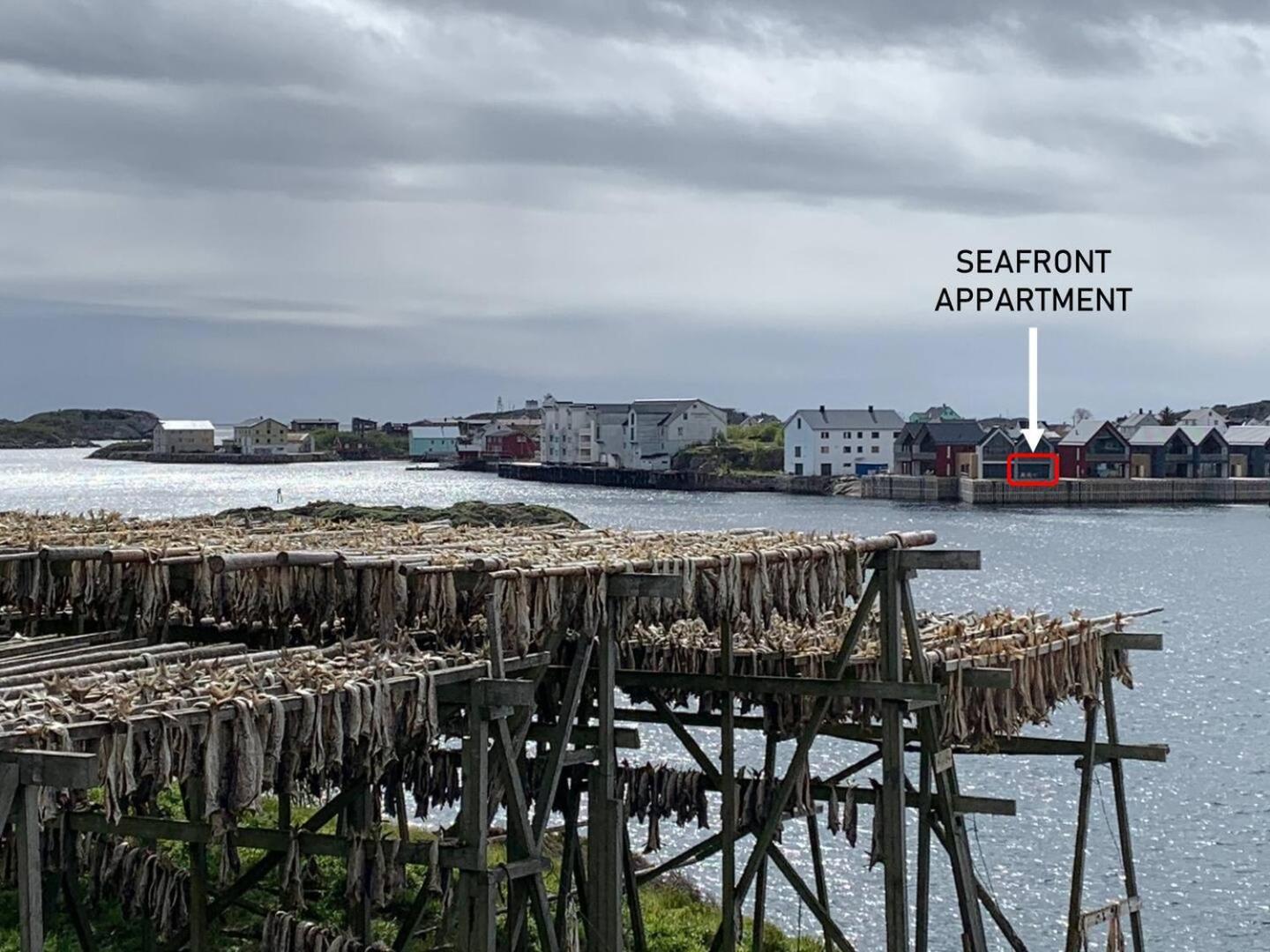 Seafront Apartment Henningsvær Exteriör bild